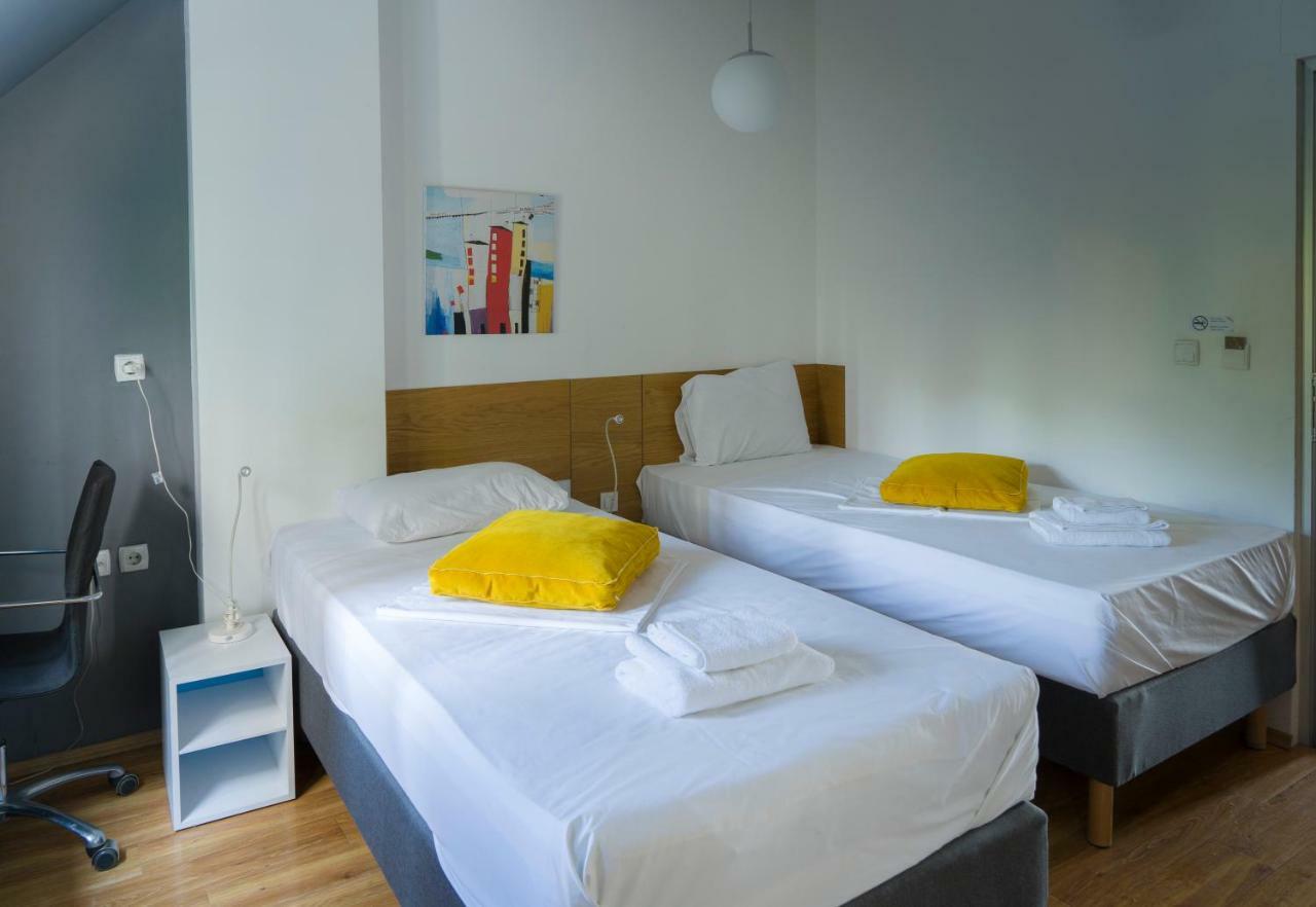 Transit Hotel Central Szkopje Kültér fotó
