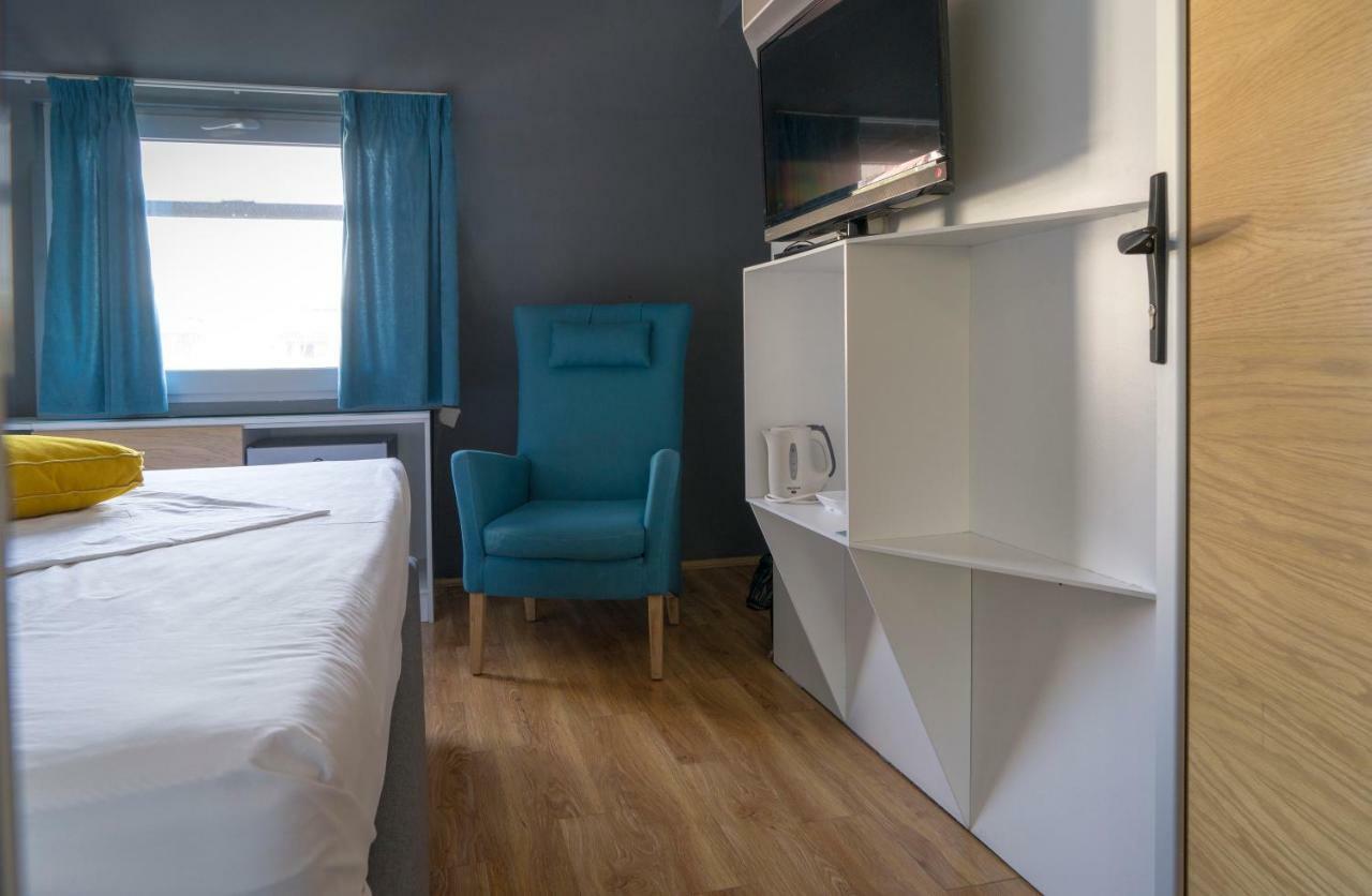 Transit Hotel Central Szkopje Kültér fotó